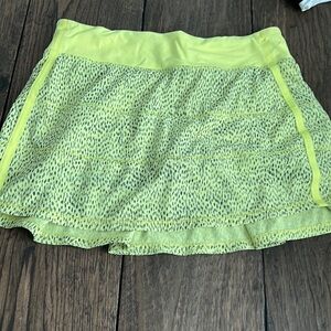 Lululemon highlighter yellow tennis skirt